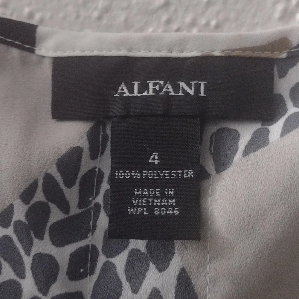 Alfani women's pullover leopard print sleeveless blouse sz 4 - Picture 3 of 6